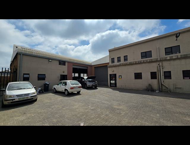 486M² WAREHOUSE TO LET IN SPARTAN